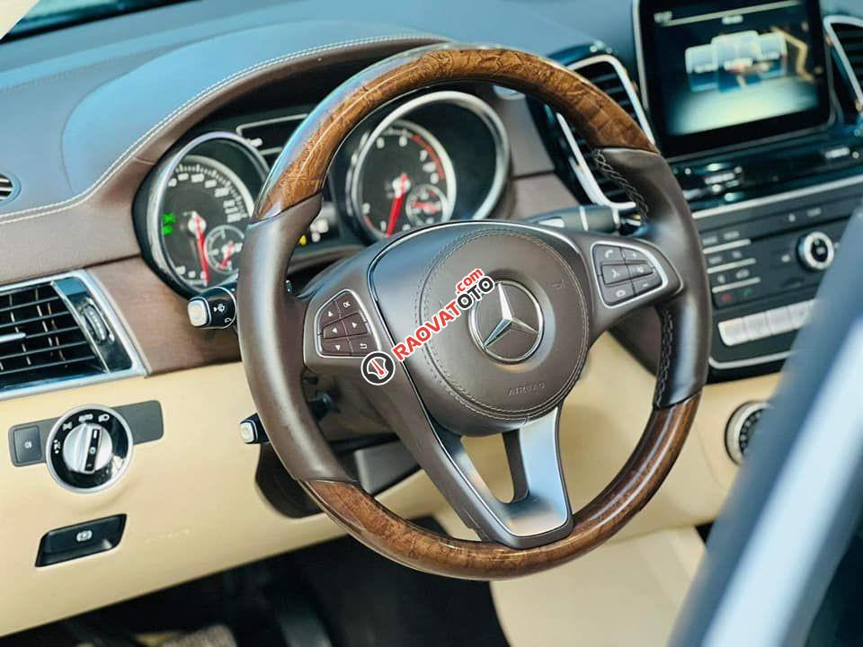 Mercedes-Benz GLS 400 2017-4