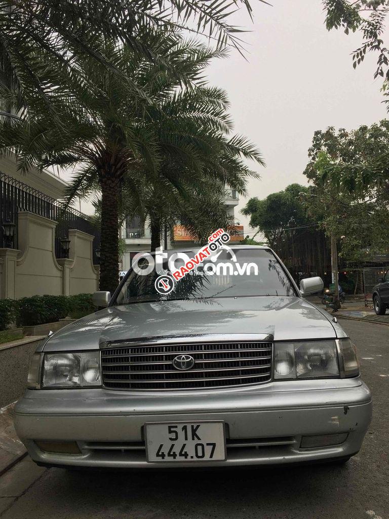 TOYOTA CROWN VIP SUPER SALOON 3.0-0