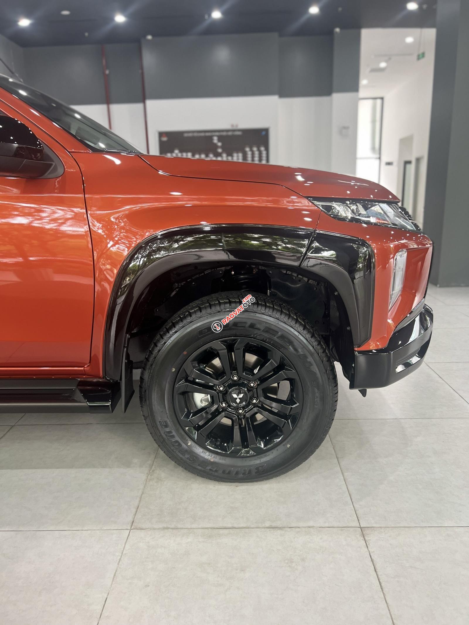 Trang bị động cơ 2.4L công suất lớn, sẵn hàng giao ngay, hỗ trợ lên đến 100% phí trước bạ-4