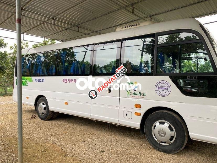 xe đăng ký tháng 5 2022 cần tiền nên bán-2