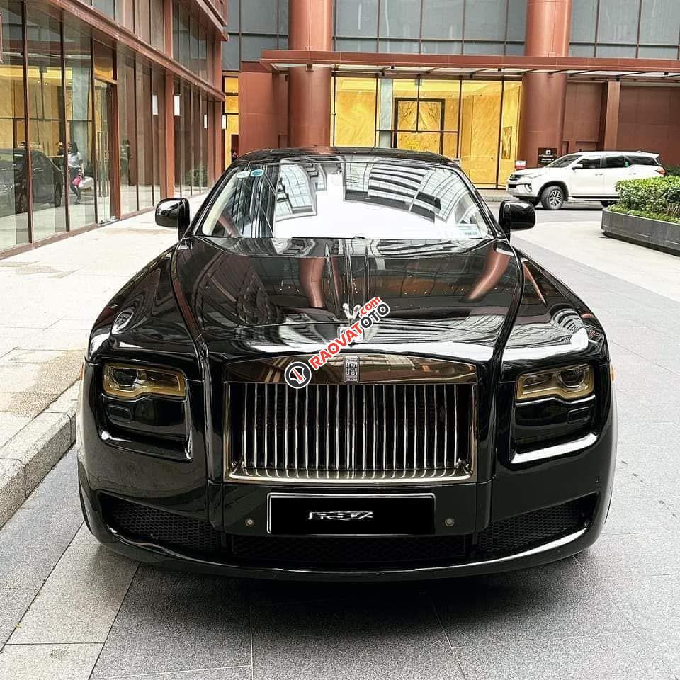Rolls-Royce Ghost 2010-5