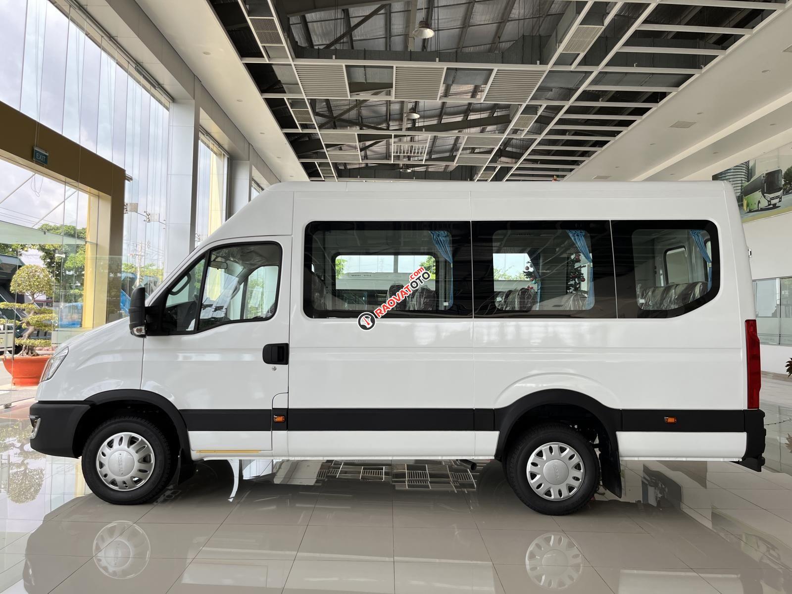 Xe Mini Bus IVECO Daily 16 chỗ thương hiệu Châu Âu-12