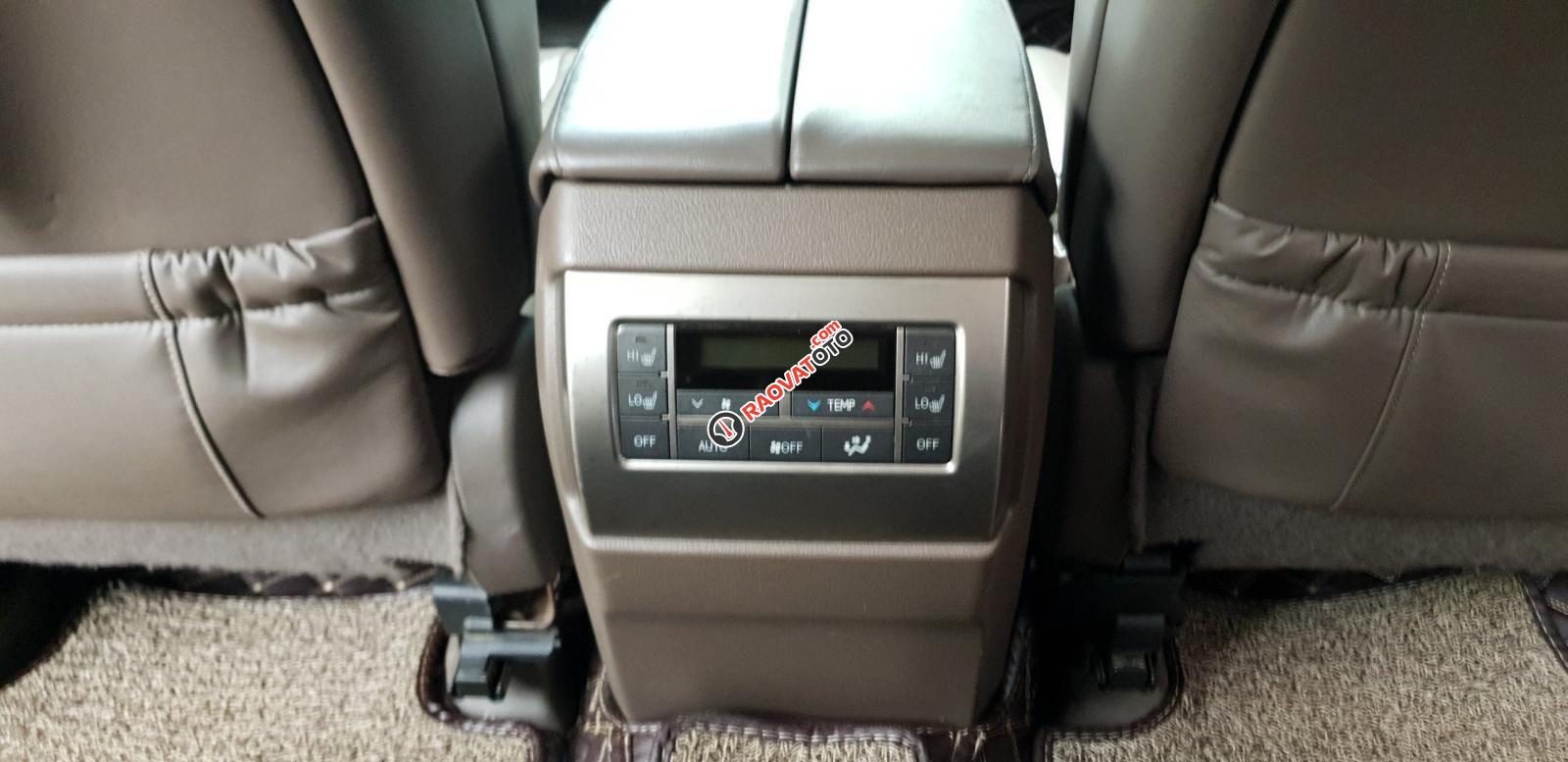 Màu đen, nội thất nâu
-13