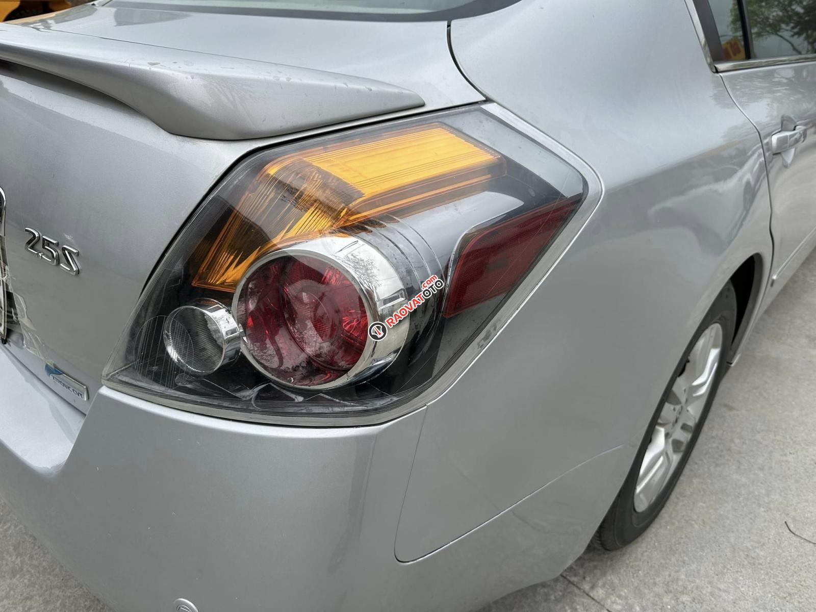 Nissan Altima 2009 số tự động-5