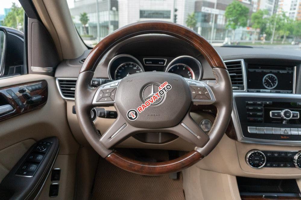 Biển H&#224; Nội-14