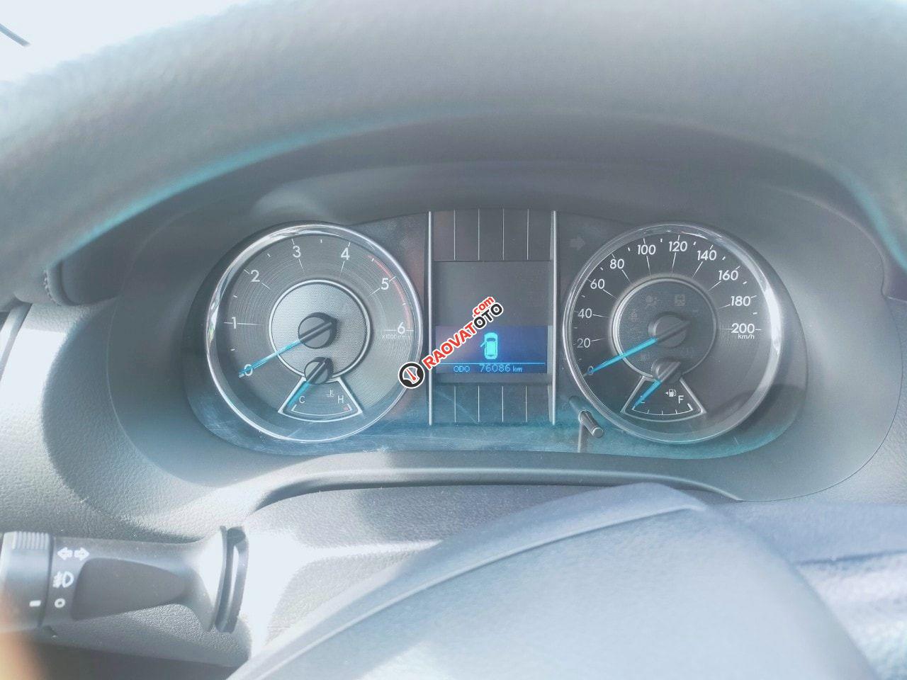 Màu trắng xe gia đình, giá cực tốt-2