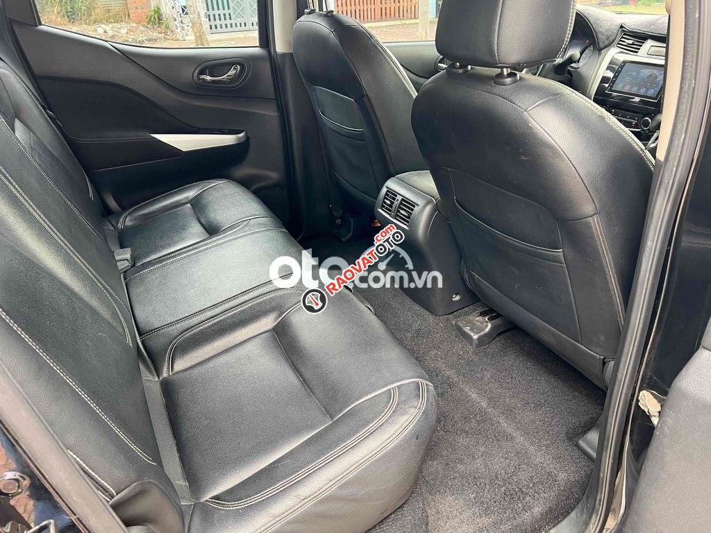 giâ đình bán xe navara số tự động-5