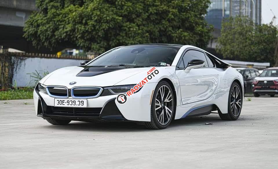 BMW i8 2014-0
