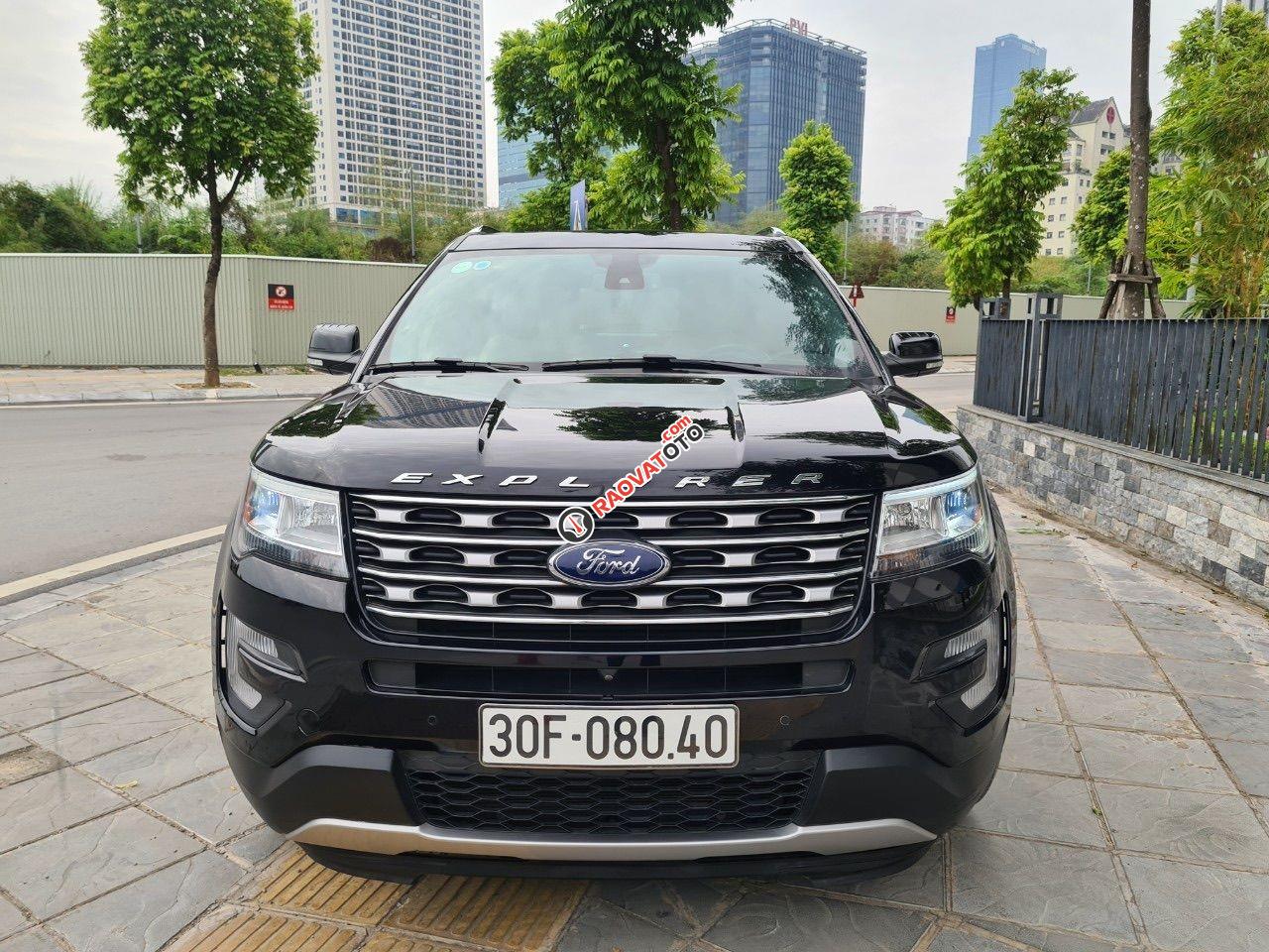 Cần bán lại xe đăng ký 2017 còn mới, giá tốt 1 tỷ 299tr-0