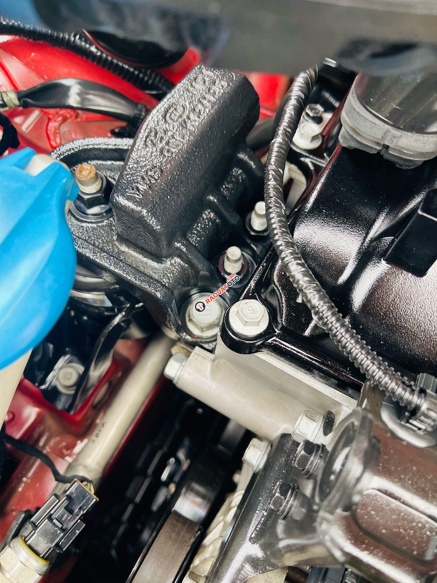 Cần bán xe màu đỏ-14