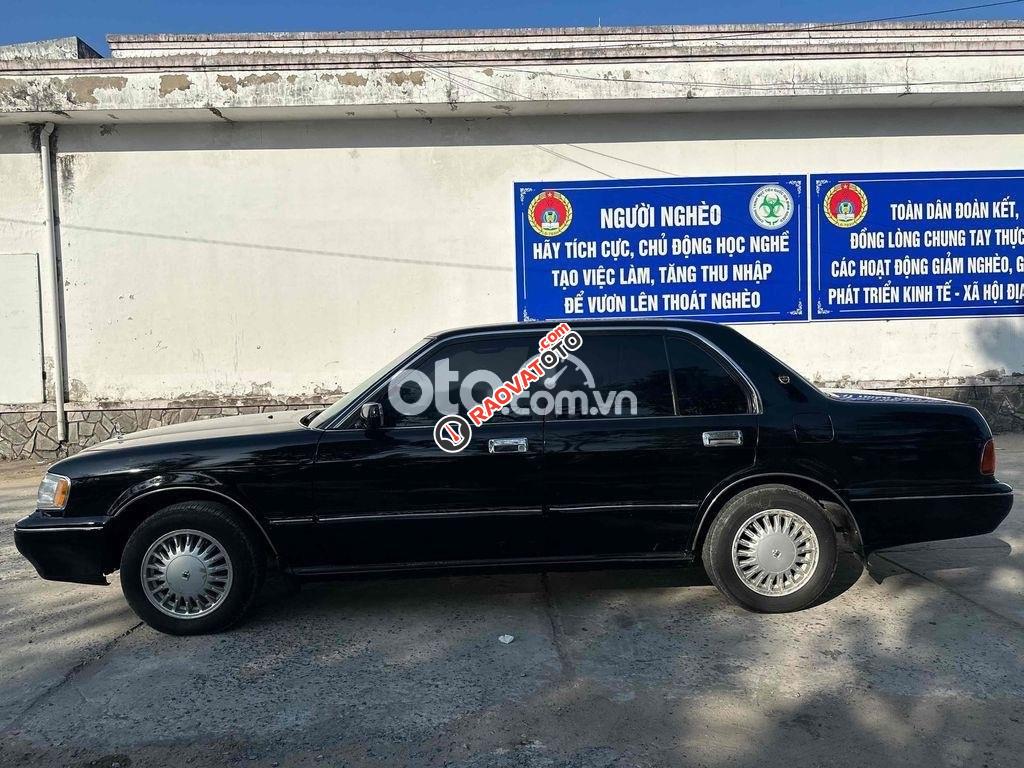 Toyota Crown Super Salon MT 1994-2