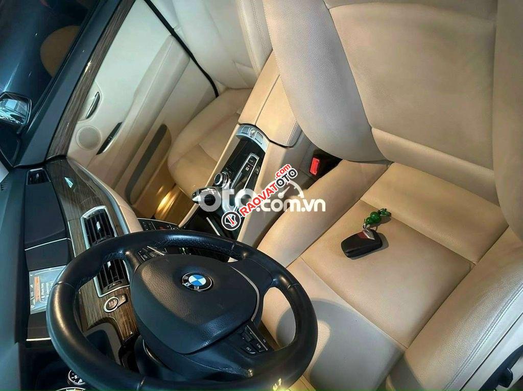 Xe BMW 528I chính chủ 2015-2