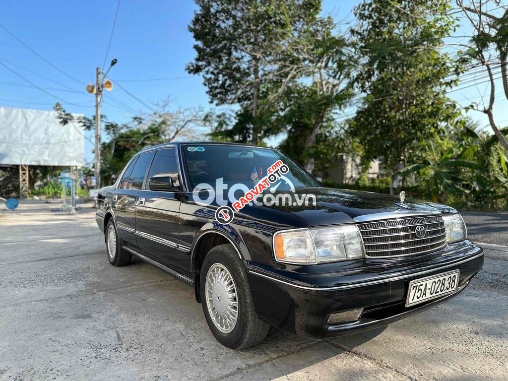 Toyota Crown Super Salon MT 1994-5