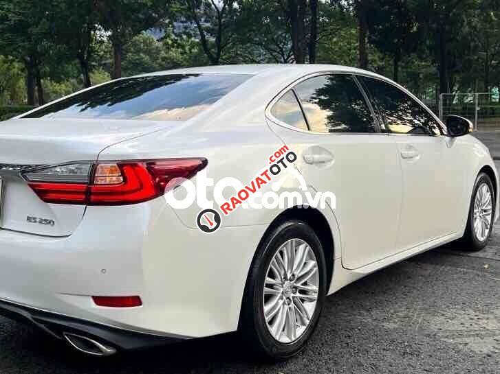 bán lexus ES 250 2016 nhập nhật ít chạy rất mới !-2