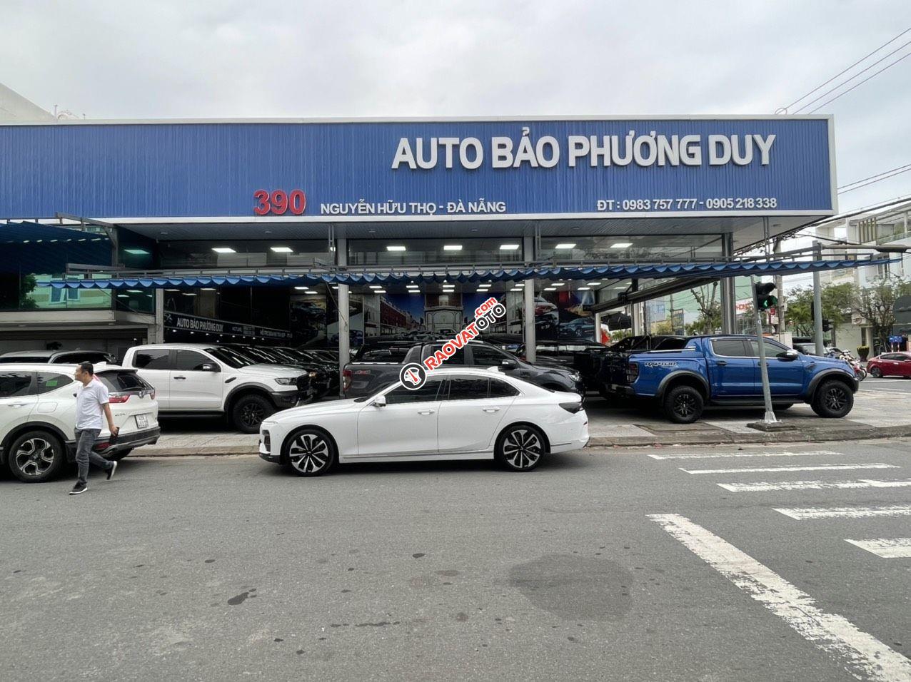 Xe màu trắng, giá chỉ 720 triệu-3