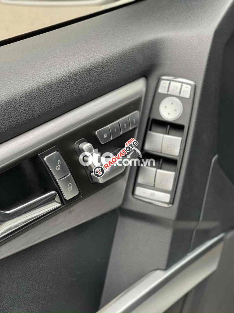 Mercerdes Benz GLK300-10