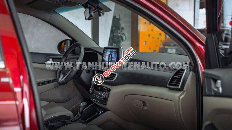 Màu đỏ giá cạnh tranh-2