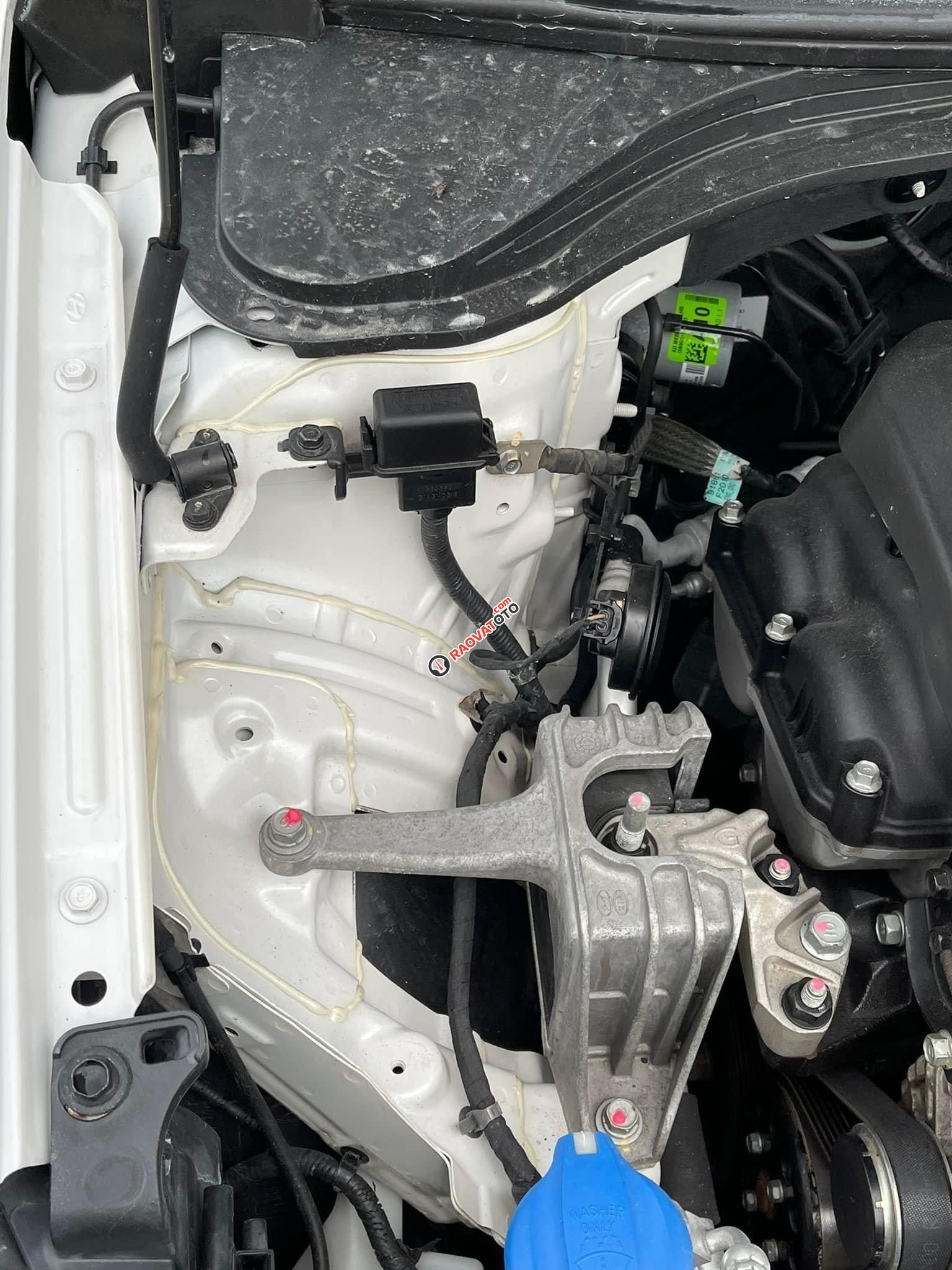 Hỗ trợ trả góp 70%, xe đẹp, giá tốt giao ngay-11