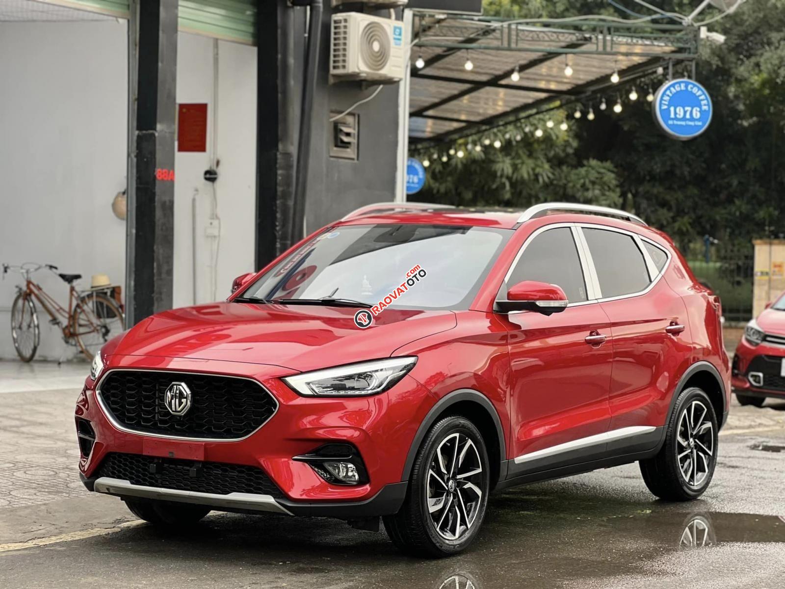 Ưu đãi 50% lệ phí trước bạ - Tặng gói phụ kiện 20 triệu đồng - Hỗ trợ bank 85%-1