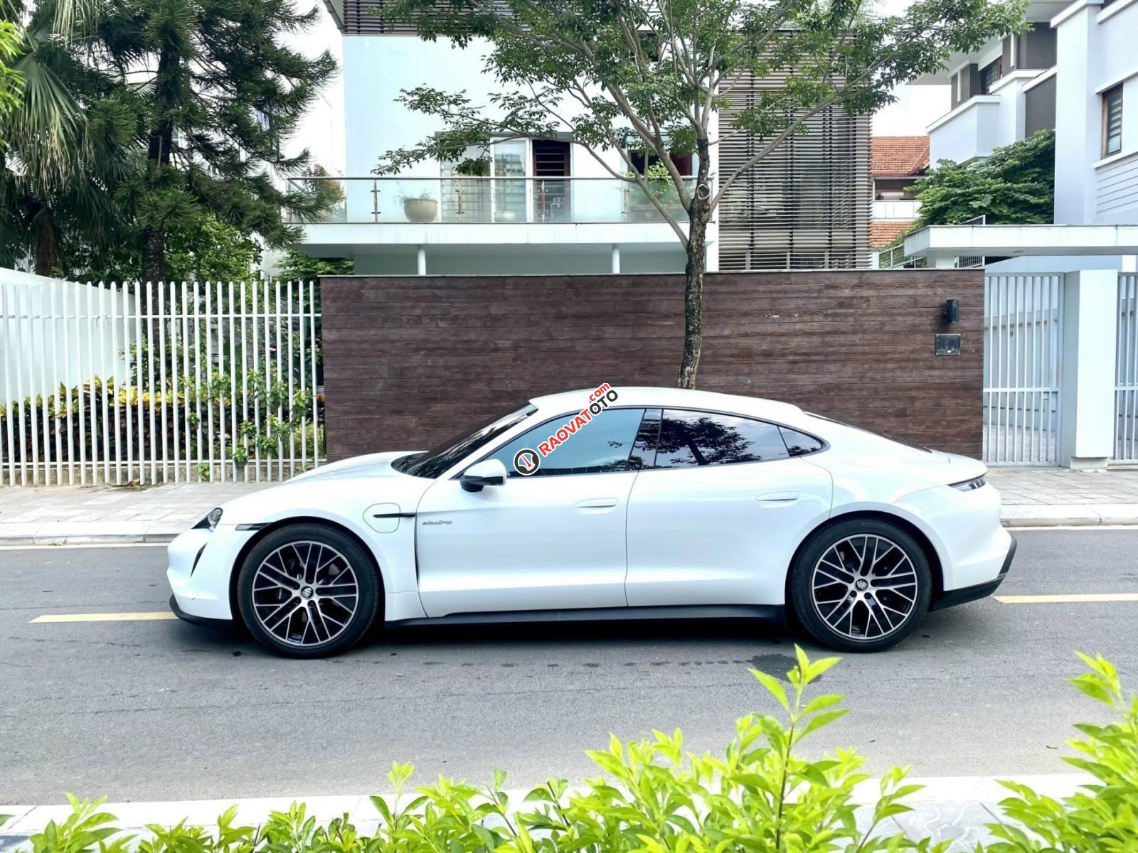 Đăng ký 2021, còn mới, giá 6 tỷ 668tr-1