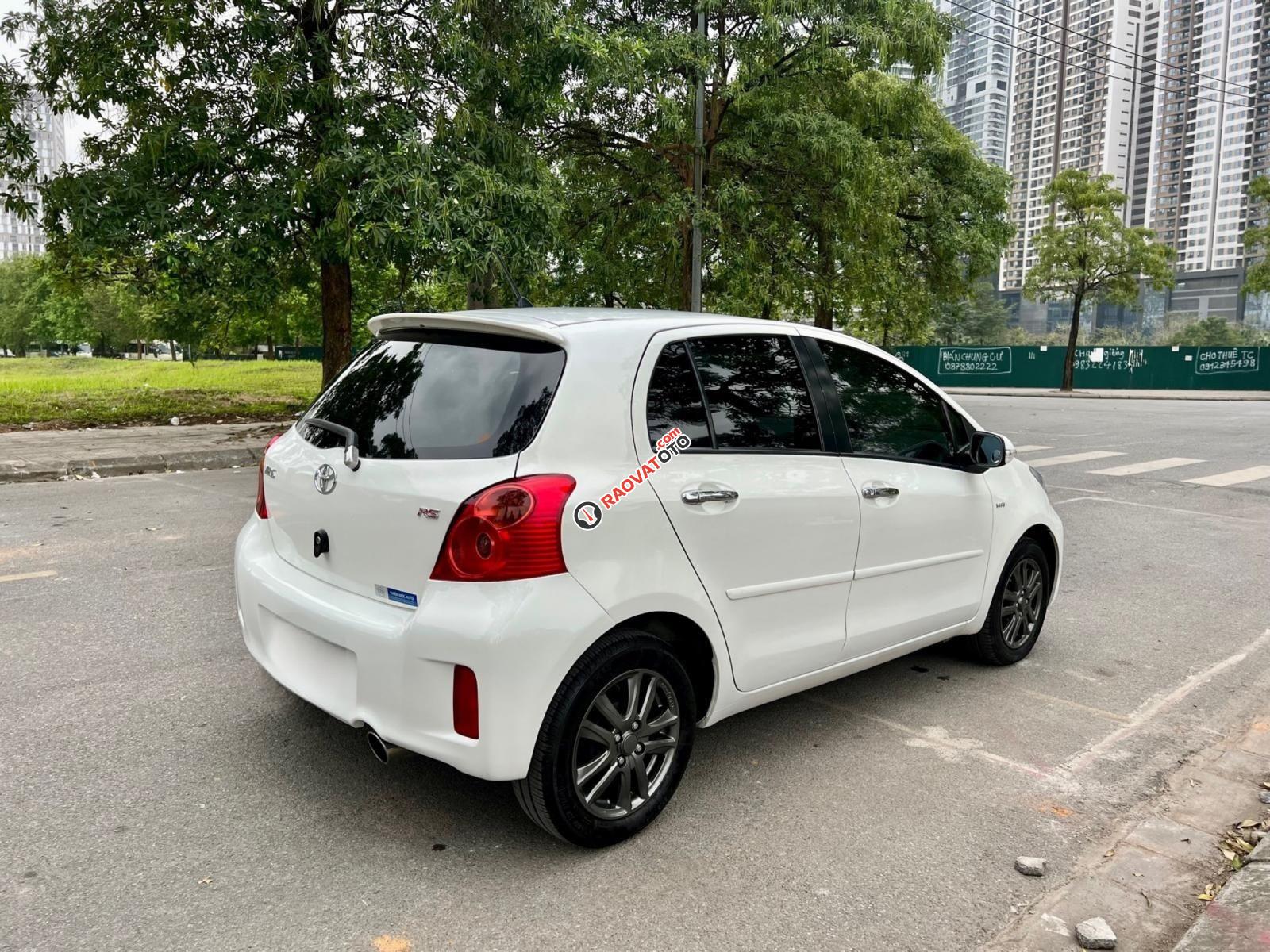 Đăng ký lần đầu 2013, mới 95%, giá tốt 379tr-9