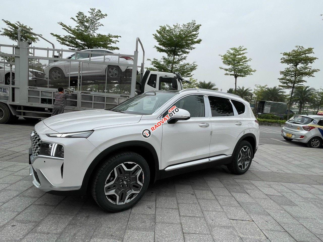 Đủ màu, phiên bản giao ngay, giảm tiền mặt, quà chăm xe, hỗ trợ giấy tờ nhanh nhất-0