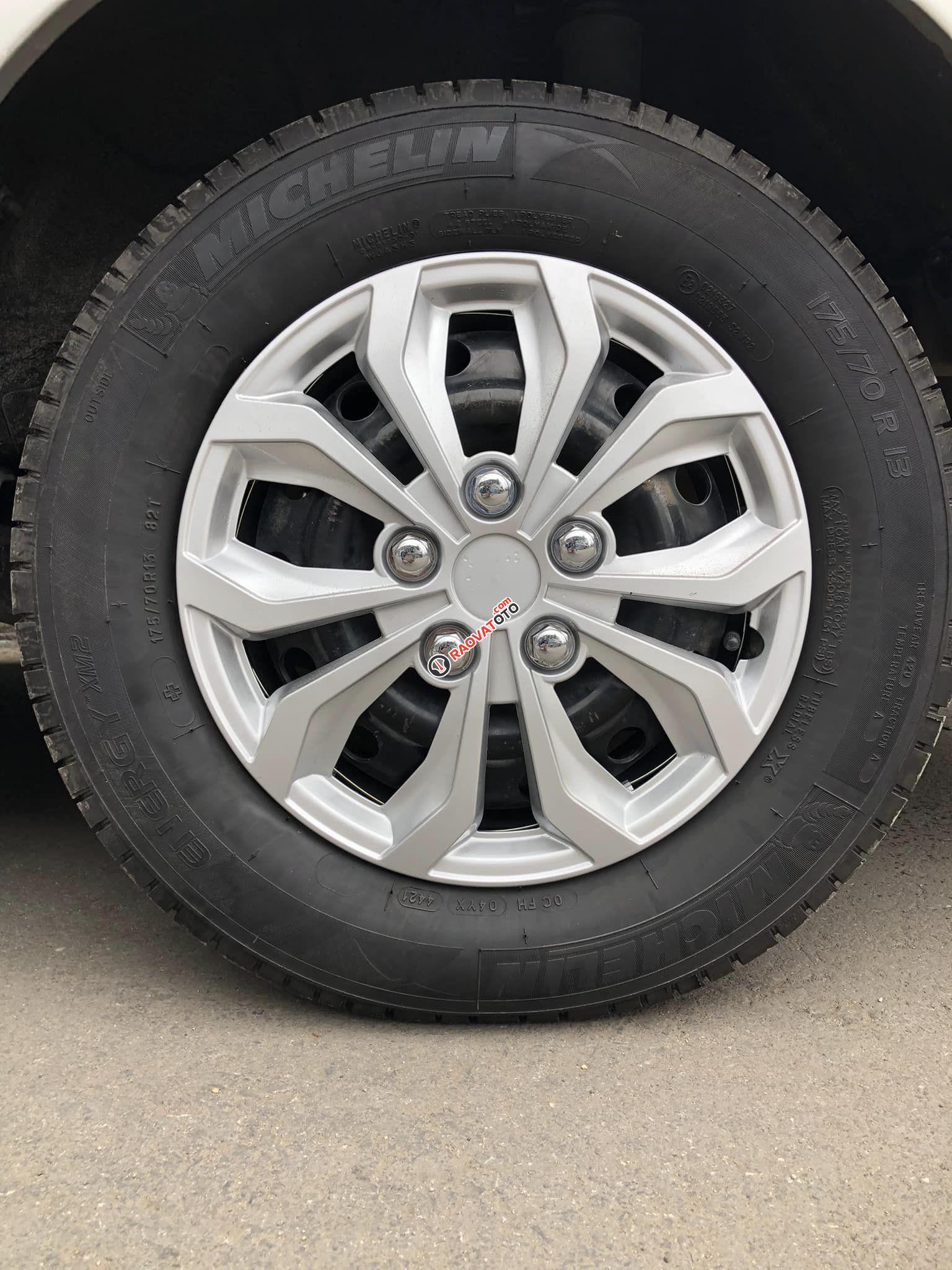 Màu bạc, nhập khẩu nguyên chiếc-7