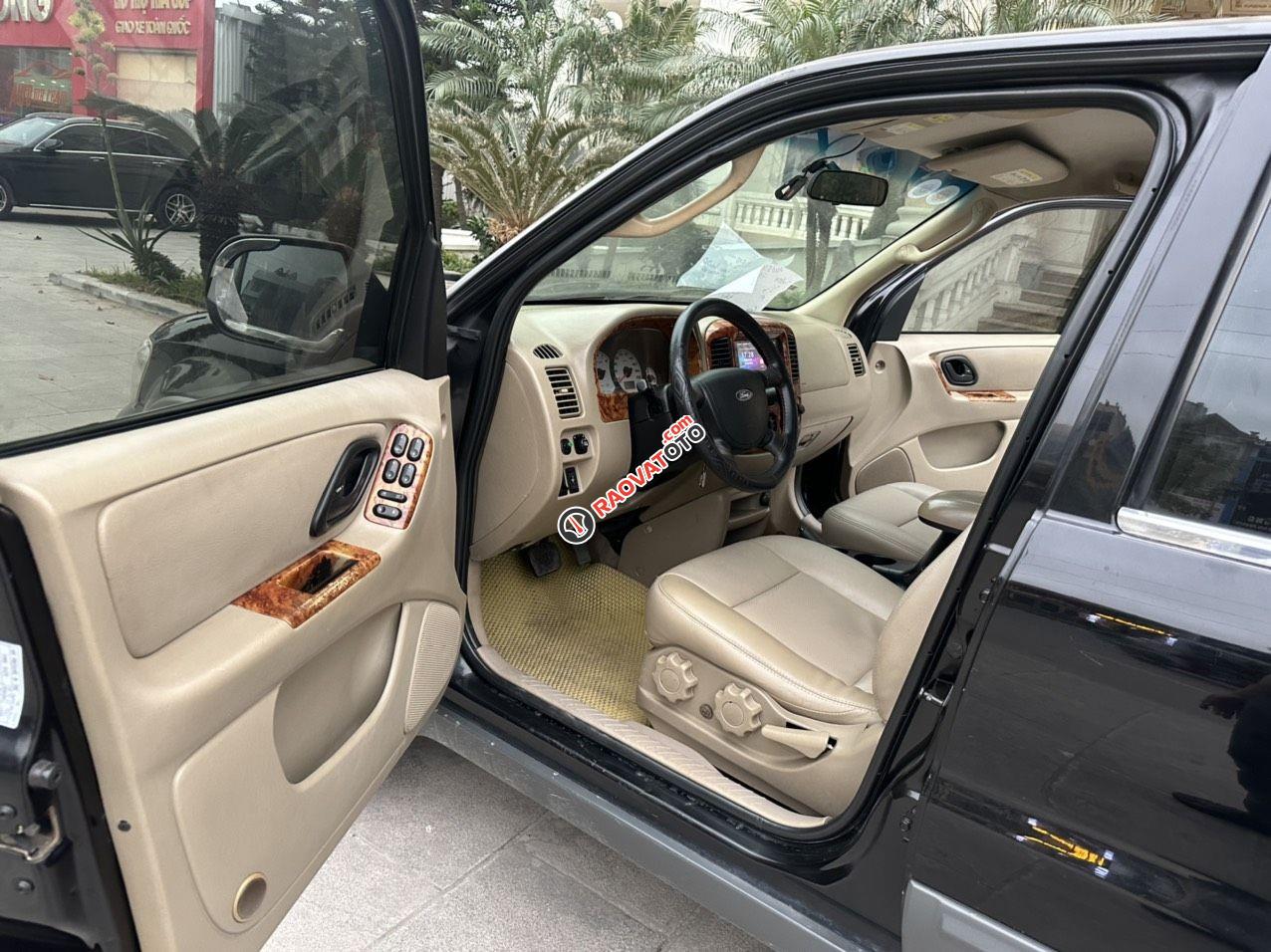 Phom mới, 5 chỗ gầm cao-3