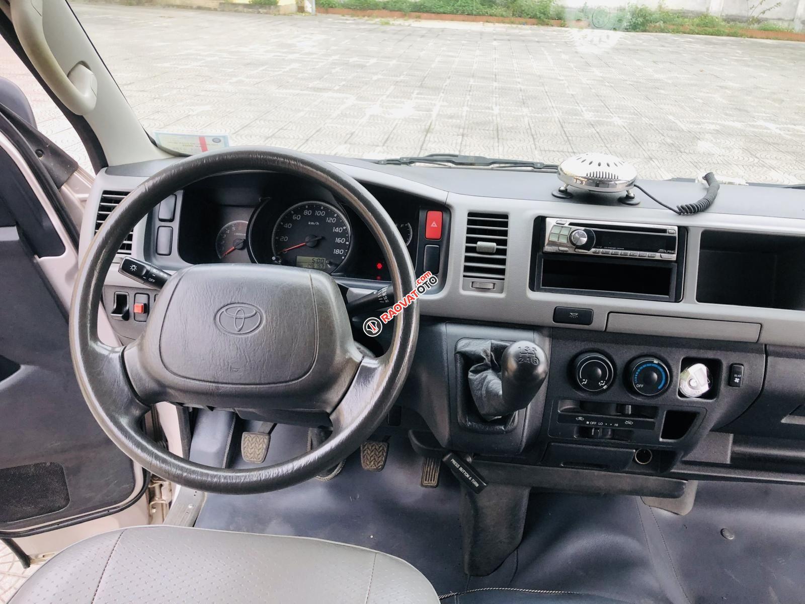 Cần bán xe 16 chỗ ngồi màu phấn hồng-7