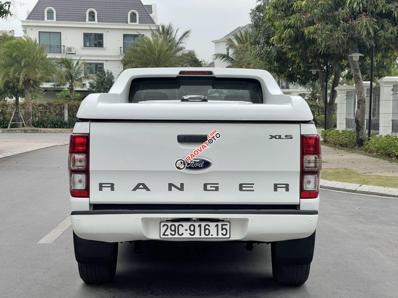 Màu trắng, giá 499tr-5