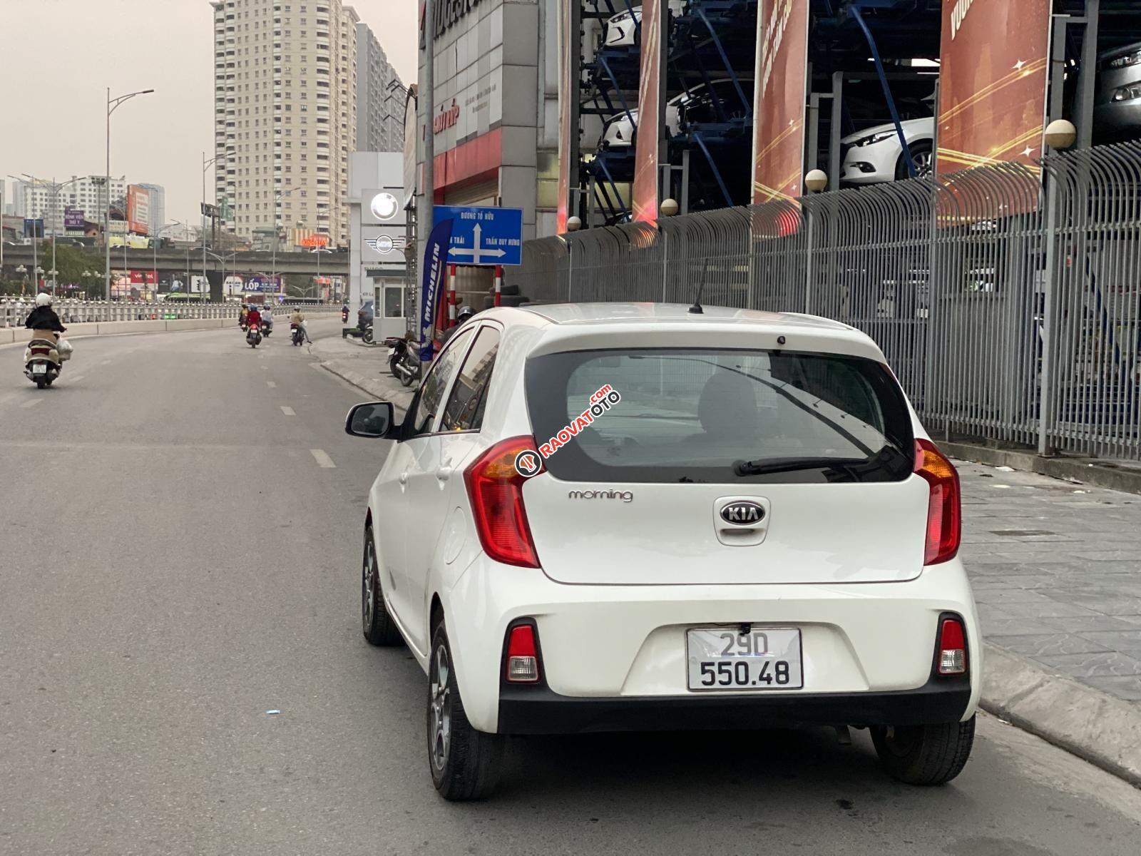 Màu trắng, giá chỉ 230 triệu-1