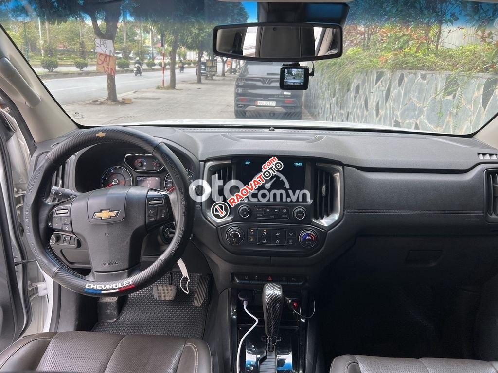 Chevrolet Trailblazer 2.5L 4x4 AT LTZ 2019 trắng-5