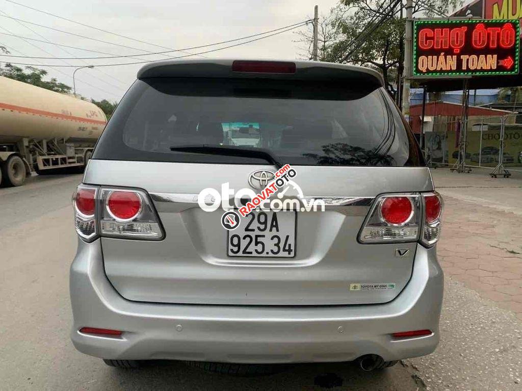 Toyota Fortuner 2013 std 2.7V-3