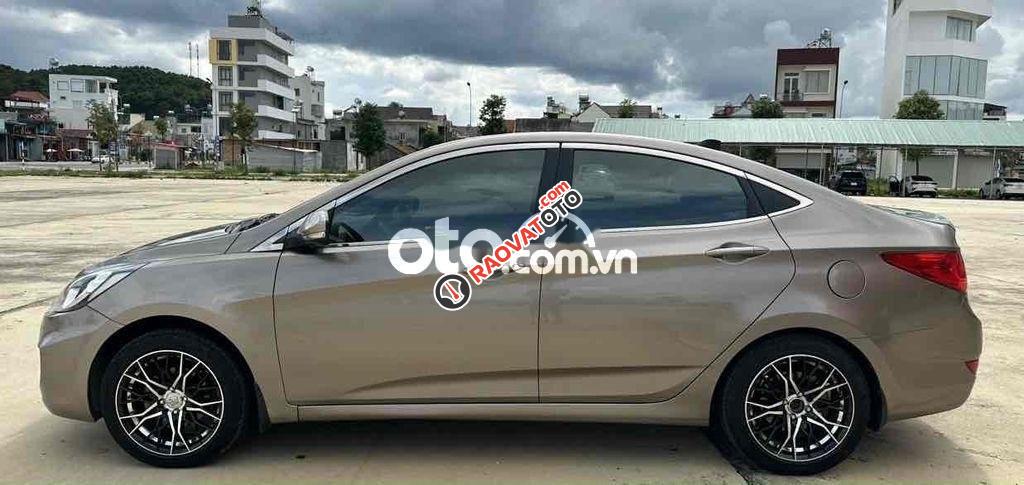 bán gấp Aceent số tự động-1