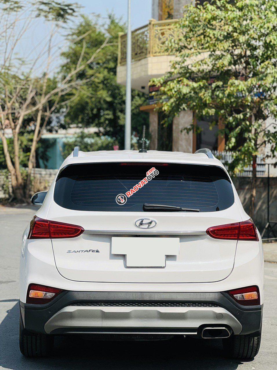 Màu trắng, giá chỉ 828 triệu-2