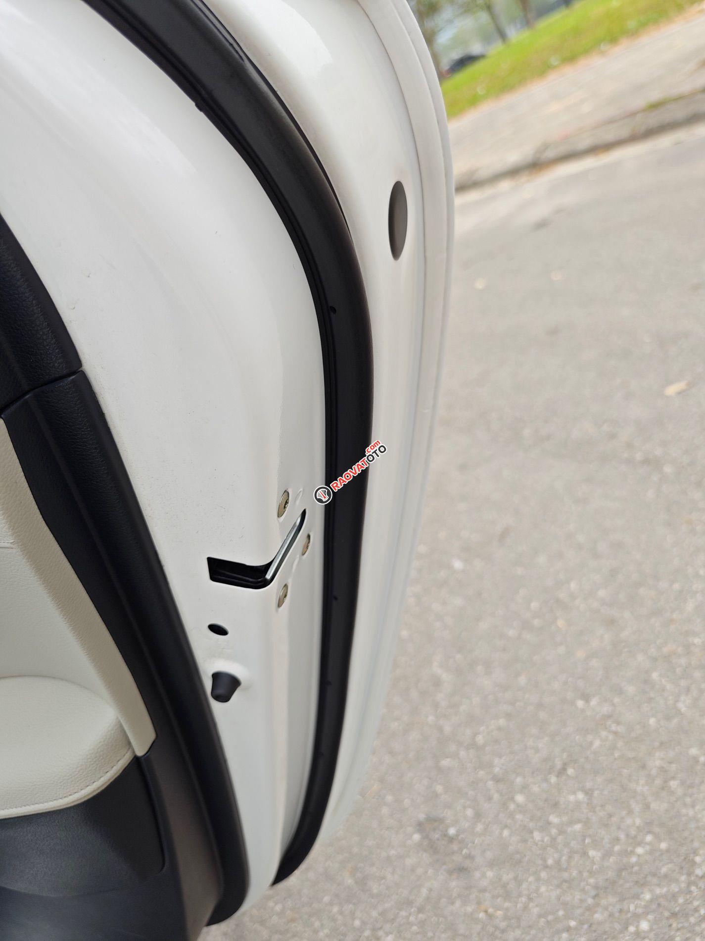 Cần bán xe đăng ký 2022 ít sử dụng giá 639tr-18