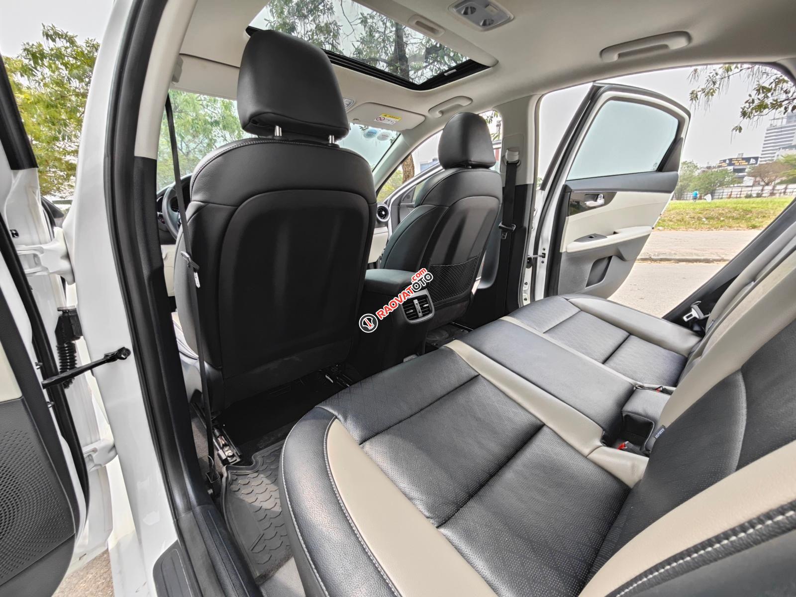 Cần bán xe đăng ký 2022 ít sử dụng giá 639tr-15