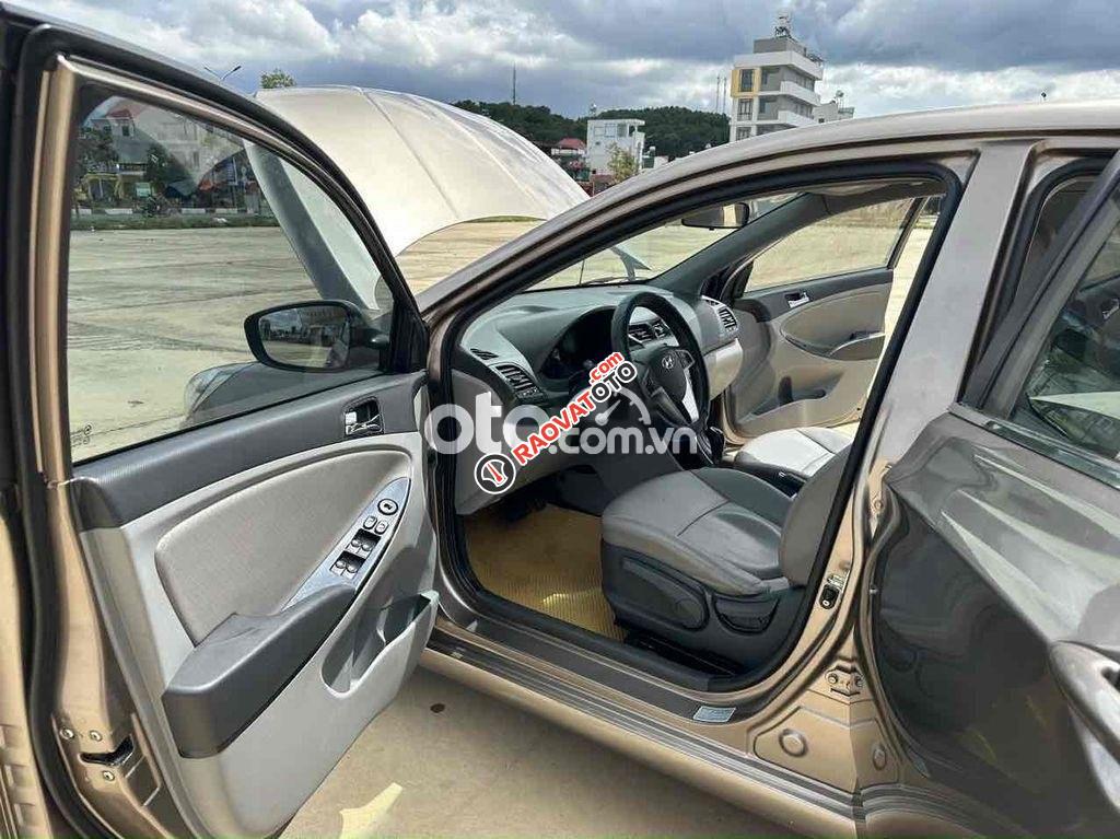 bán gấp Aceent số tự động-8