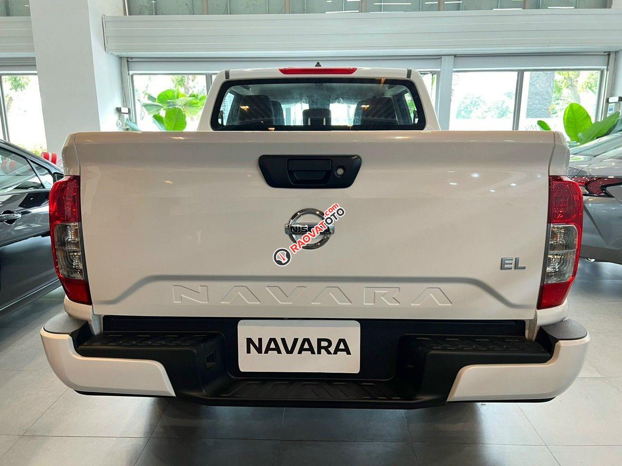 Nissan Navara 2022 giảm 80 triệu bao gồm tiền mặt và phụ kiện-3