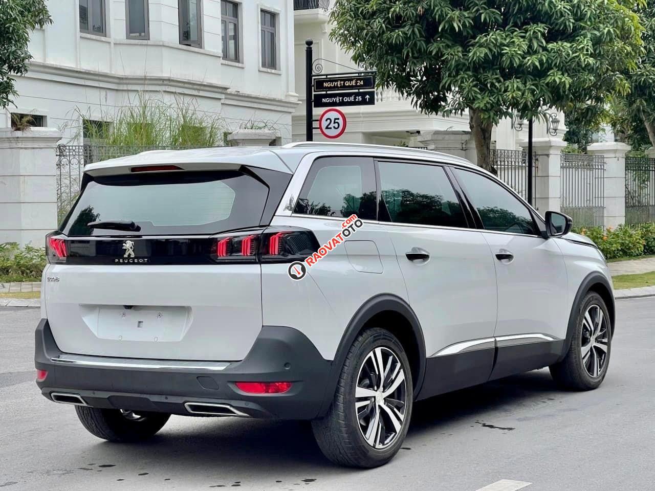 Xe sẵn giao ngay cùng nhiều chương trình bán hàng ưu đãi hấp dẫn khác-2