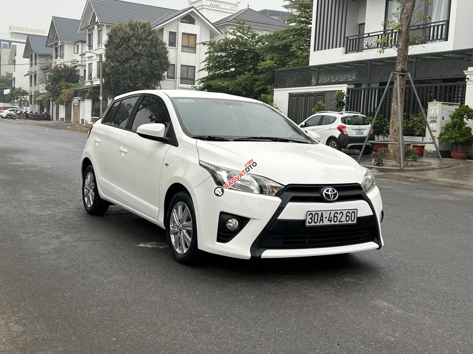 Màu trắng, xe nhập giá ưu đãi-1