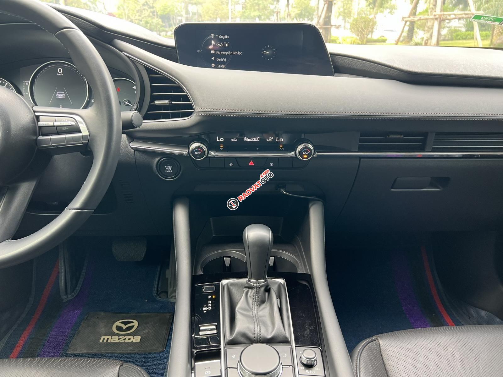 Màu trắng, giá 668tr-8