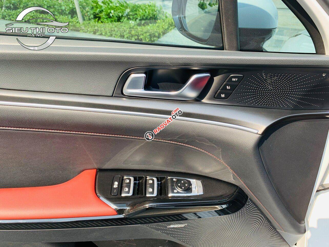 Hệ thống ghế ngồi hiện đại nhiều trang bị cao cấp, xe mới về-19