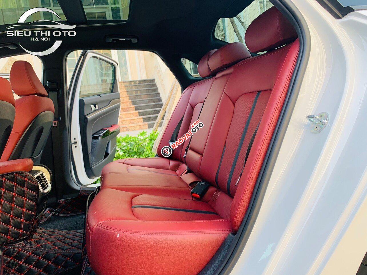 Hệ thống ghế ngồi hiện đại nhiều trang bị cao cấp, xe mới về-12