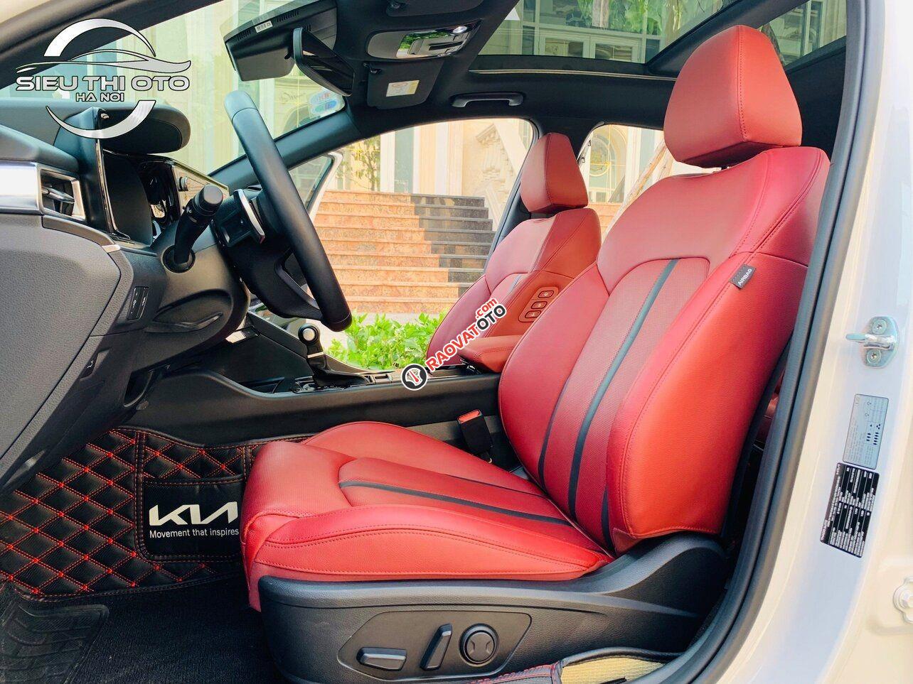 Hệ thống ghế ngồi hiện đại nhiều trang bị cao cấp, xe mới về-8