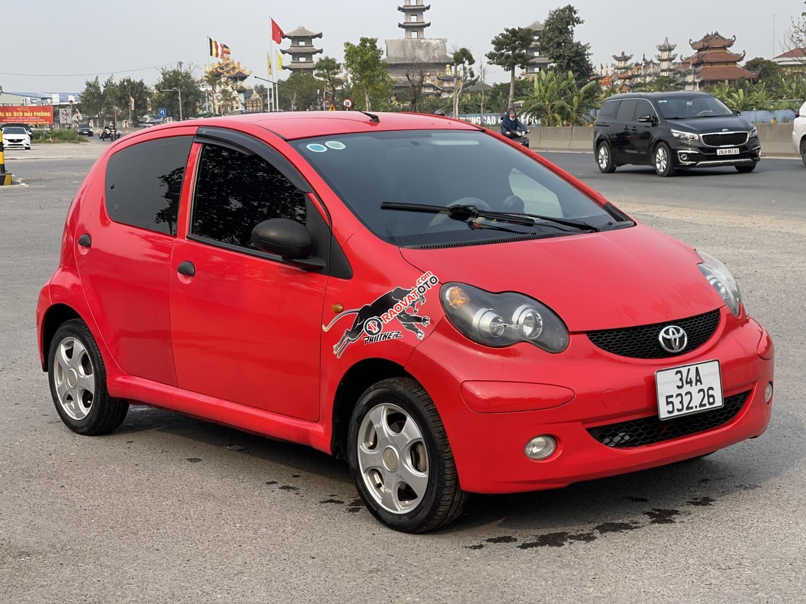 Xe màu đỏ, giá 99tr-1
