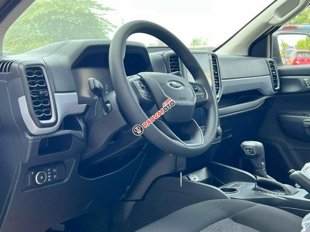 Tặng các phụ kiện giá trị chính hãng cao cấp-4