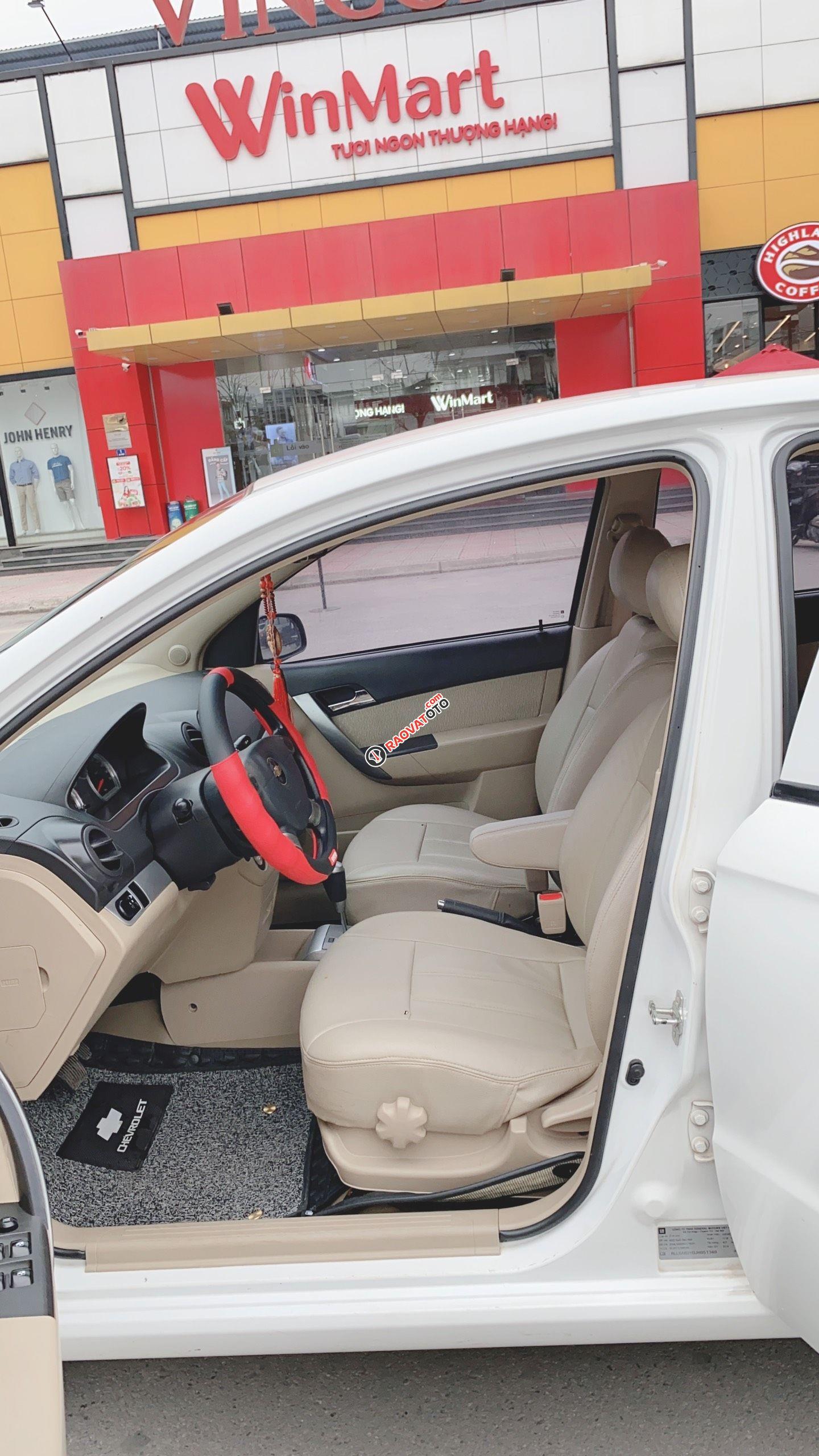 Hỗ trợ trả góp 70%, xe đẹp, giá tốt giao ngay-15