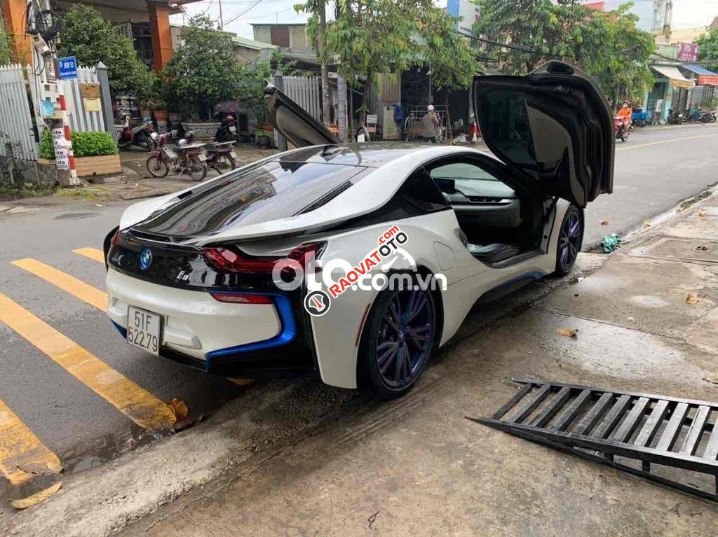 BMW i8 trắng mới nhất vn bstp hcm vip 79 thần tài-1