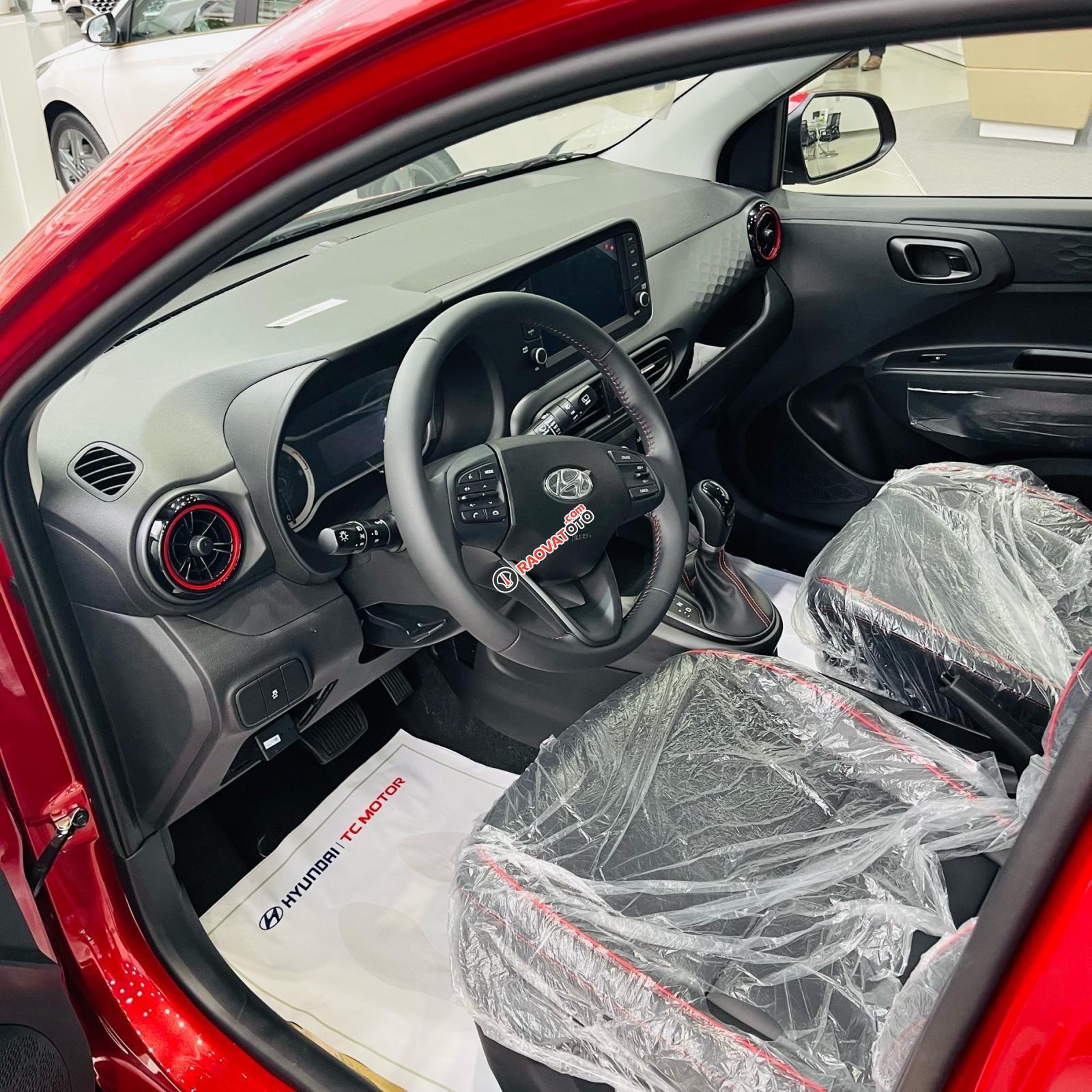 Tặng ngay 20 triệu + full phụ kiện chính hãng + xe sẵn đủ màu giao ngay-13